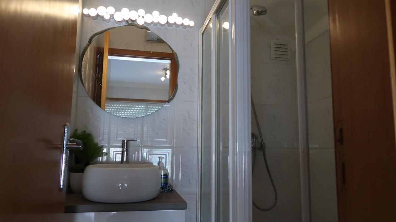 Family Apartment In Esposende Bagian luar foto